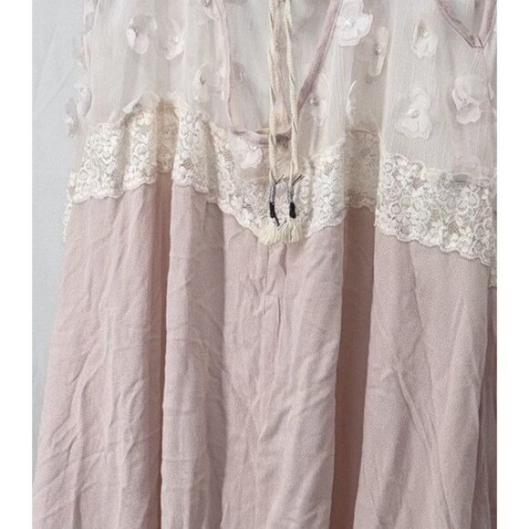 POL Sleeveless Lace Floral Applique Pink Ivory Top Size Small Oversized 20" p2p - Picture 6 of 9